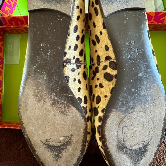 Beautiful Tory Burch Cheetah Print Ballet Patent Calf Print Loafer - Picture 2 of 11